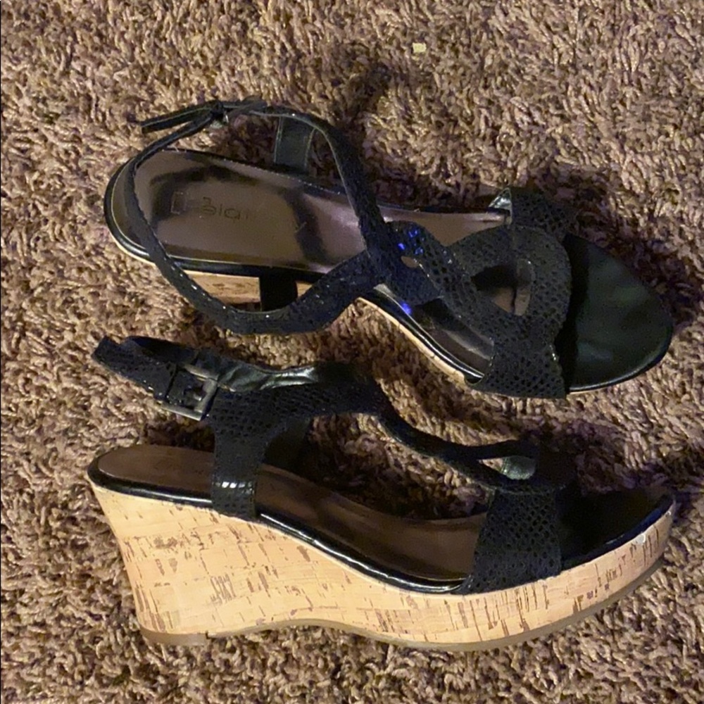 Size 91/2 Relativity cork wedge sandals